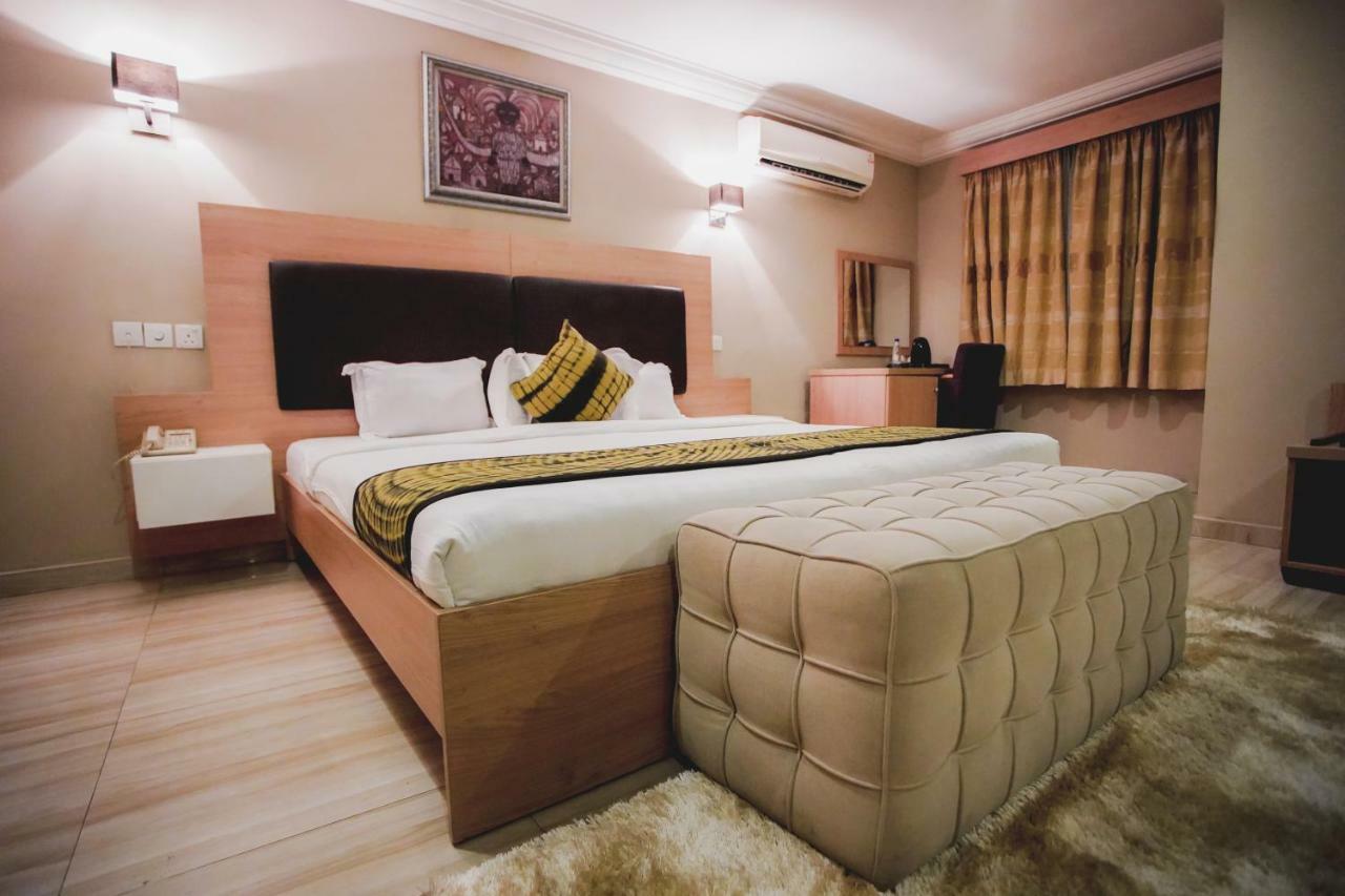 Visa Karena Hotels Port Harcourt Exterior foto