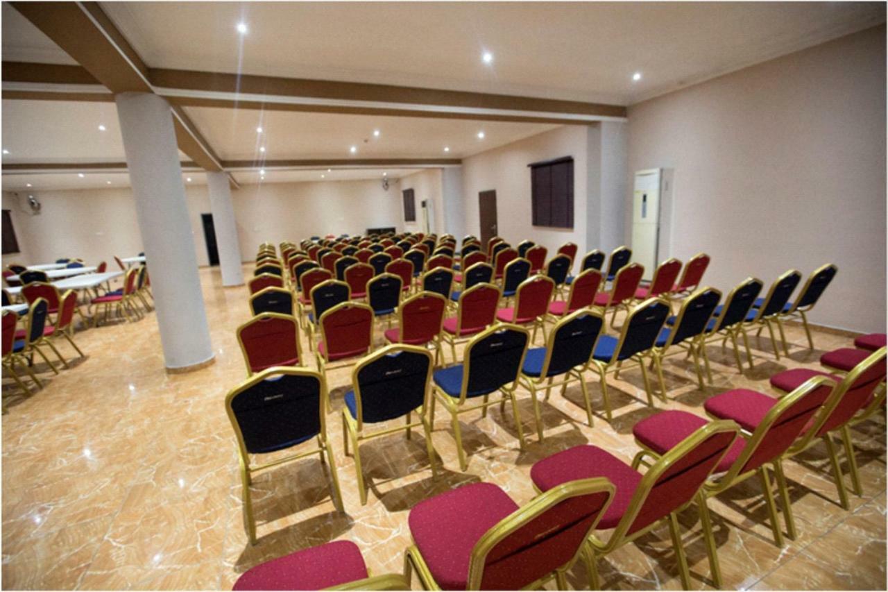 Visa Karena Hotels Port Harcourt Exterior foto