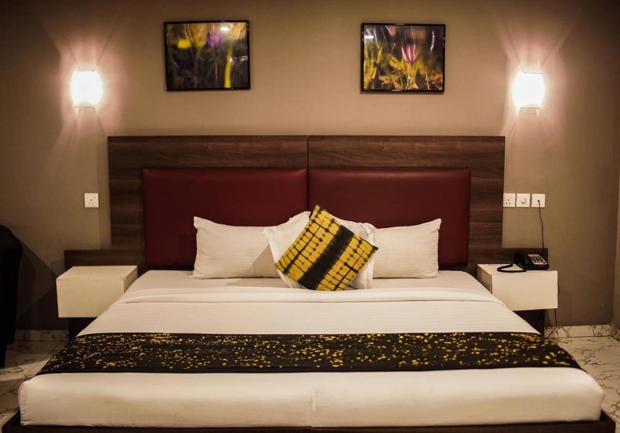 Visa Karena Hotels Port Harcourt Exterior foto